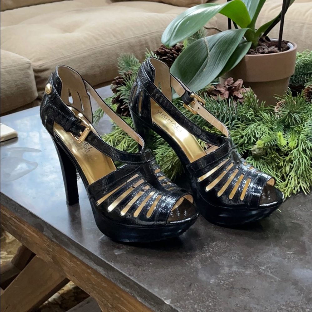 Michael Kors black patent heels